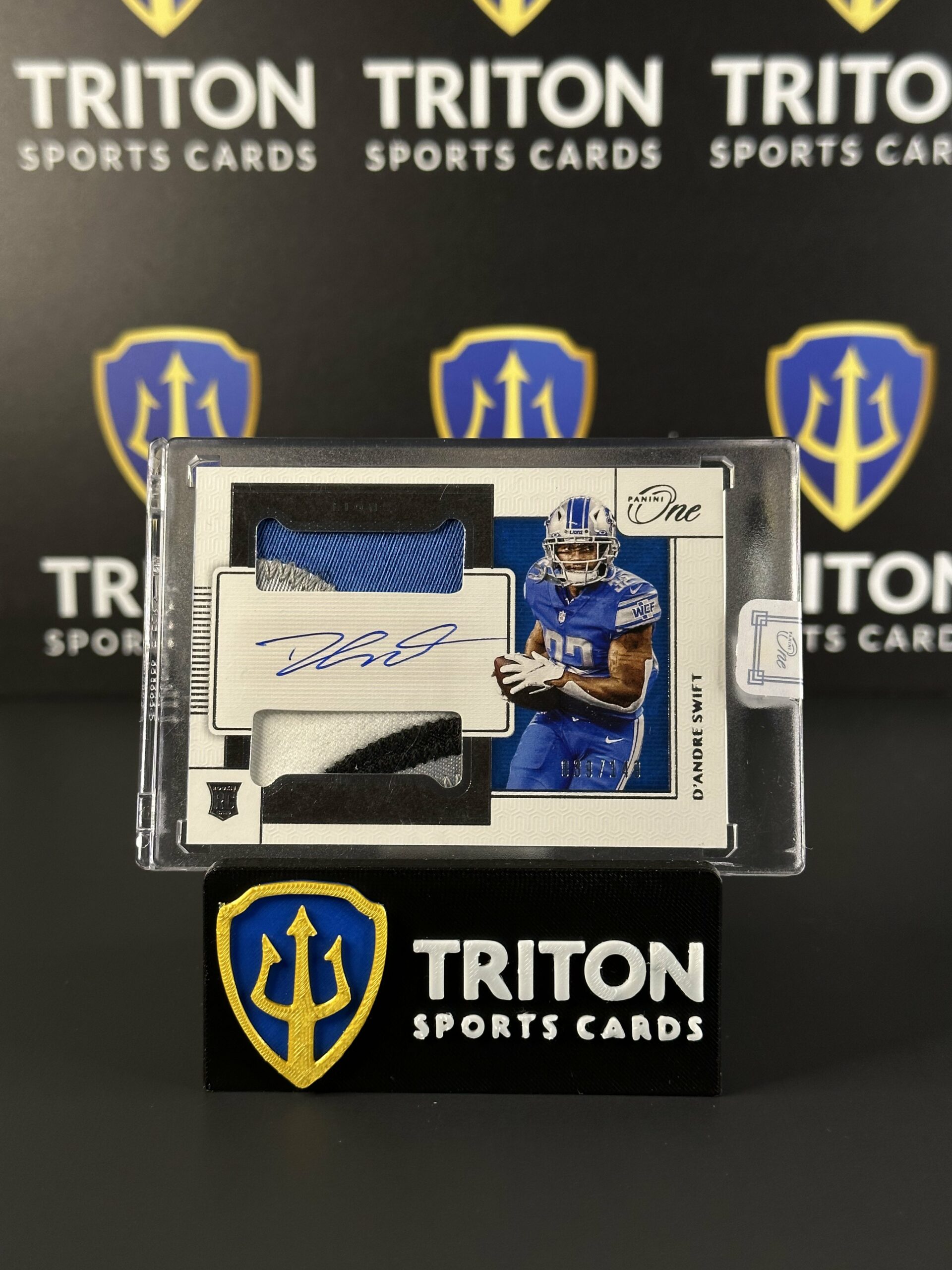 2020 Panini One D'andre Swift RPA Rookie Patch Auto (39/199)
