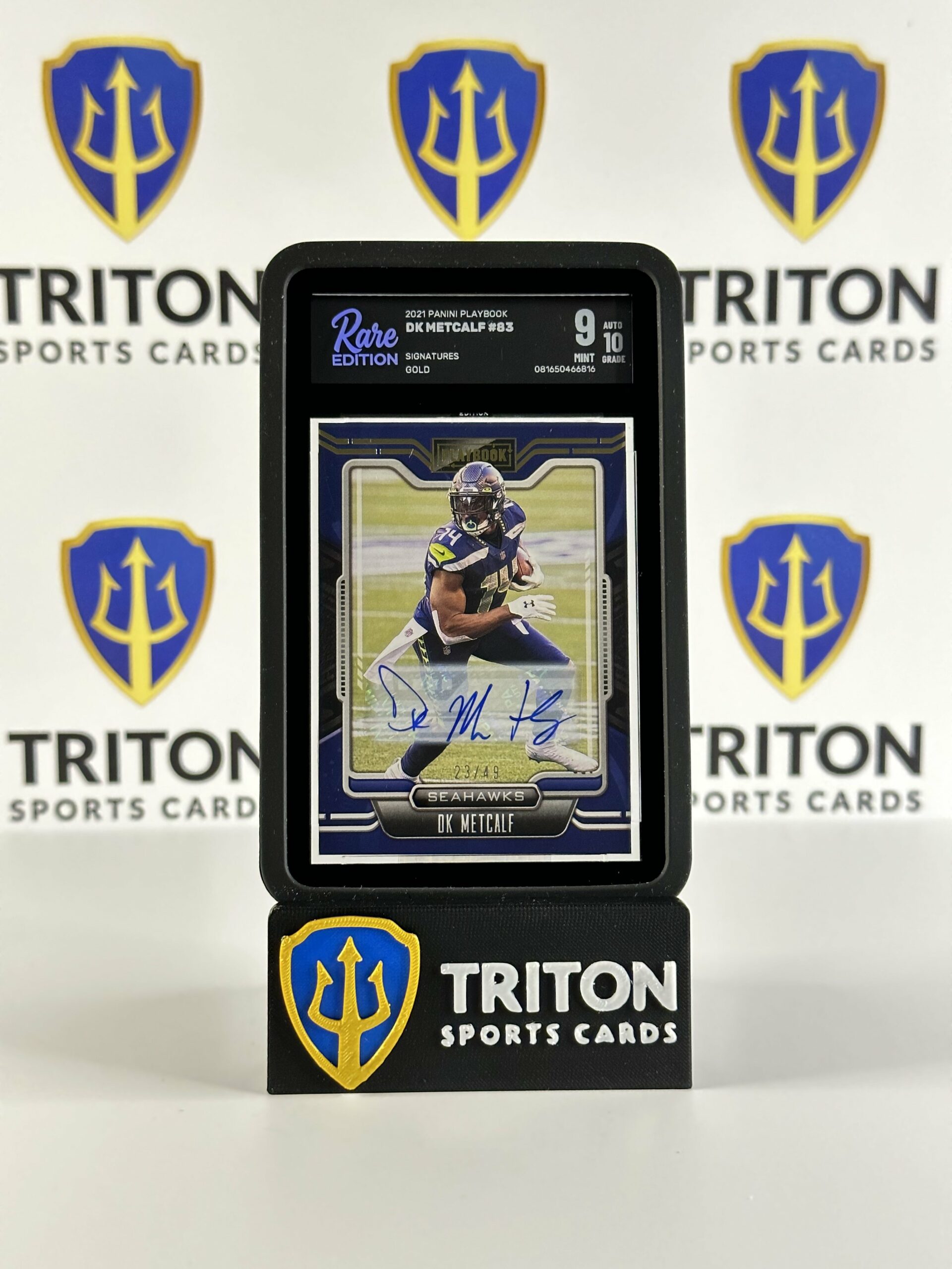 Rare Edition 2021 Panini Playbook DK Metcalf Signatures Gold (23/49) Mint 9